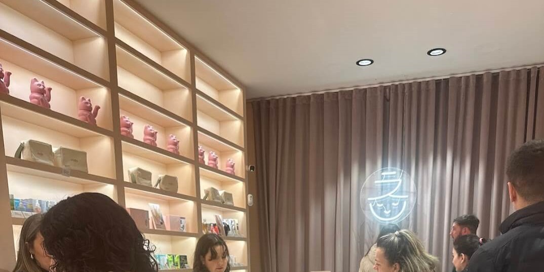 MiiN Korean Cosmetics · Valencia thumb 3